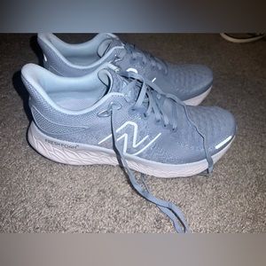New Balance fresh foam tennis shoes, size 8.5